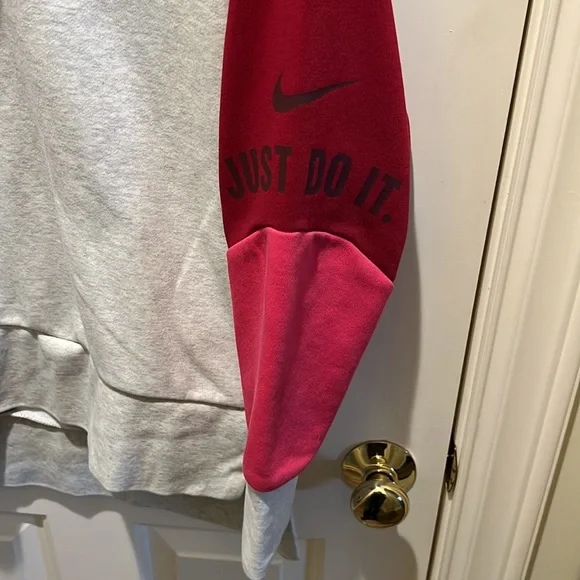 Nike Sweatshirt with quarter zip - Picture 3 of 4